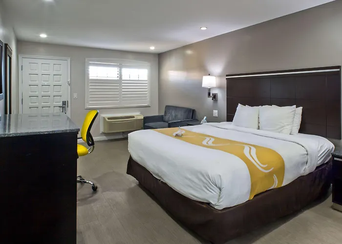 Bay Area Inn & Suites