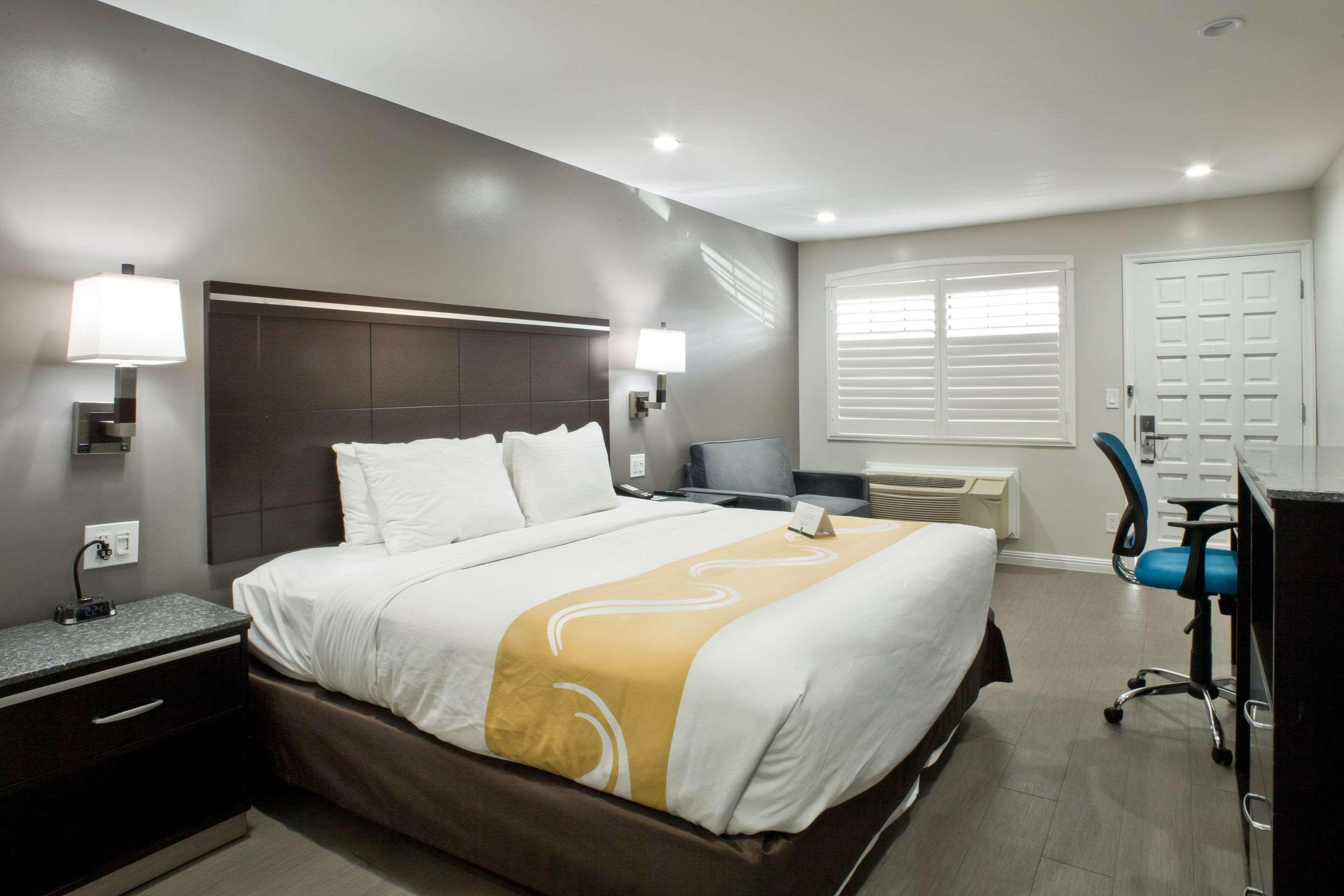 Bay Area & Hotel 3*