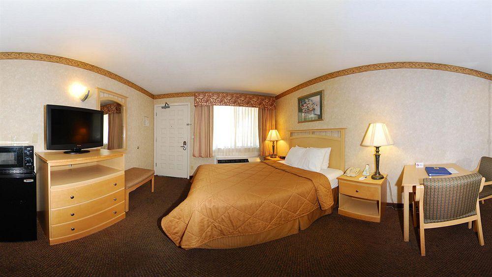 Bay Area & Hotel 3*