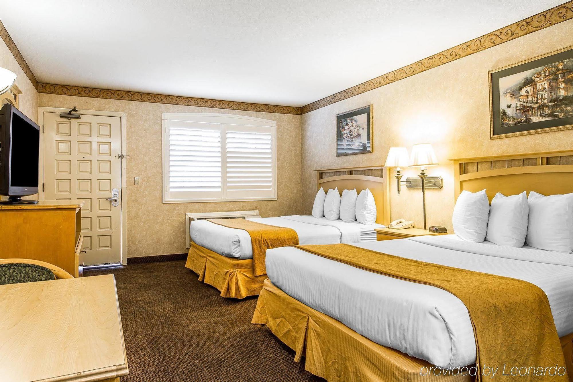 Bay Area & Hotel Hayward