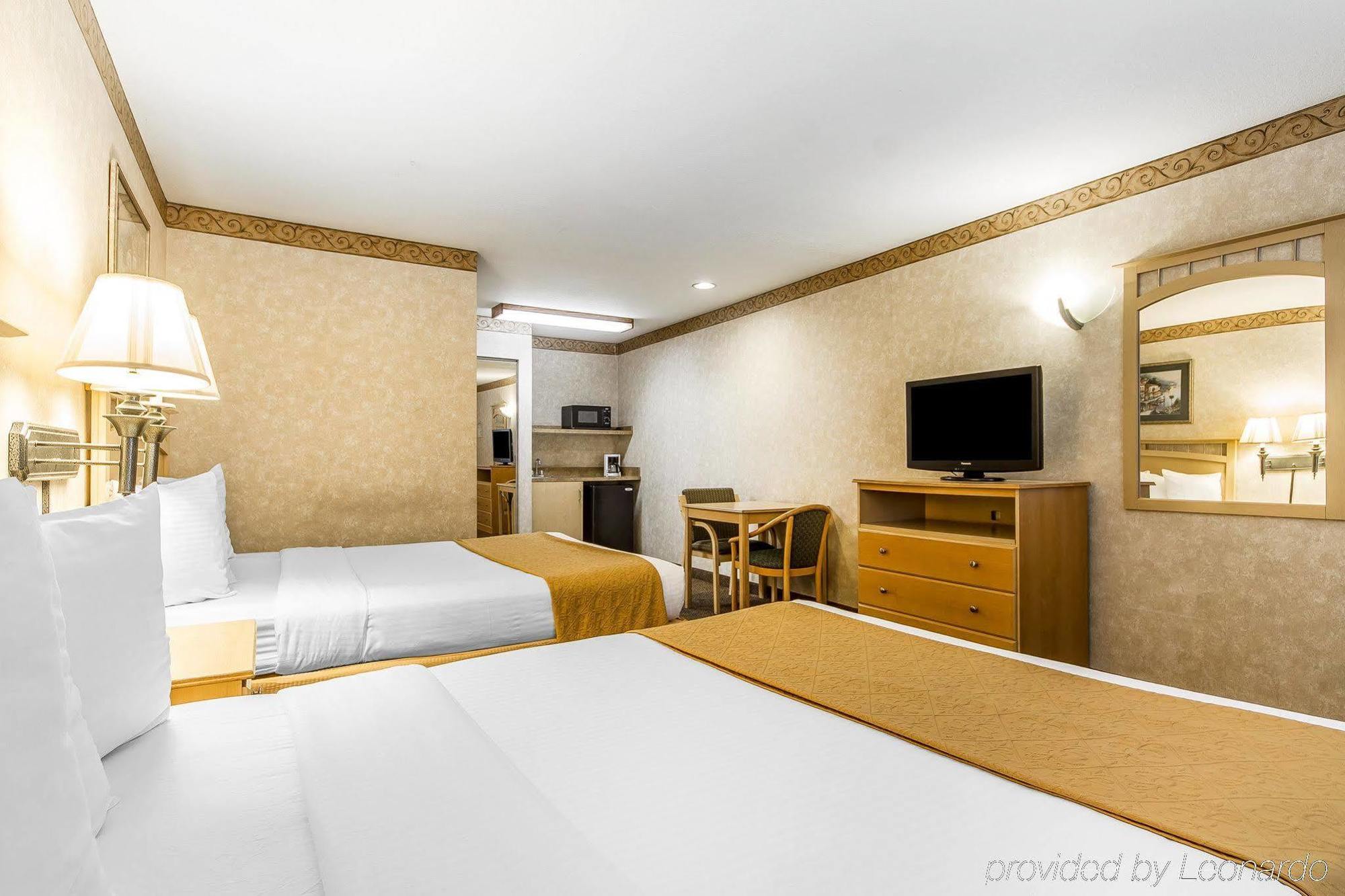 Bay Area & Hotel 3*
